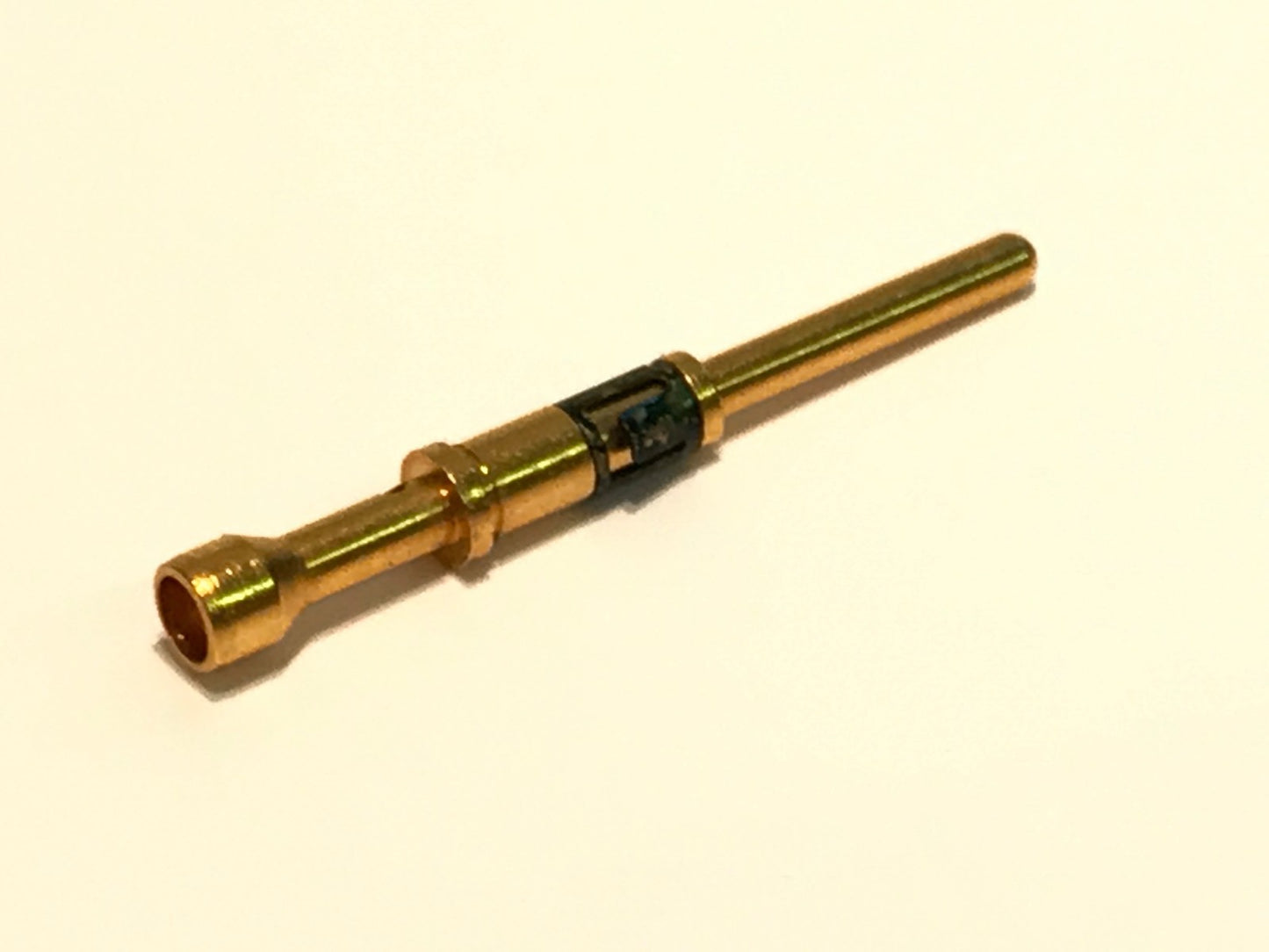 T3P20MC1LX TRIDENT SERIES GREEN 20 AWG GOLD PLATED FEMALE CONTACT x1 fd5g45