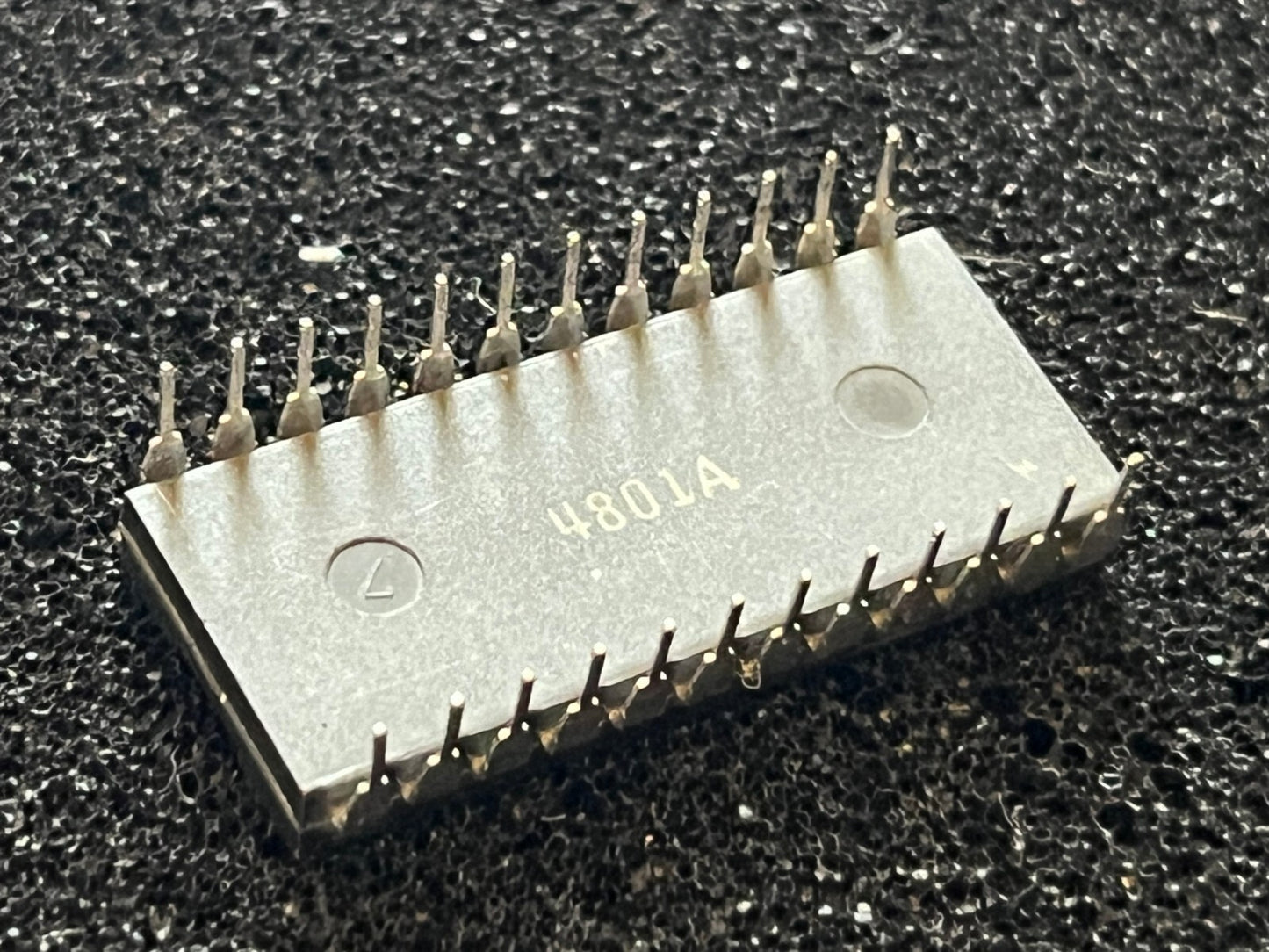 MK4801AN-4 MOSTEK 8K X 1 SRAM MEMORY IC UK STOCK (x1) fcb20.10