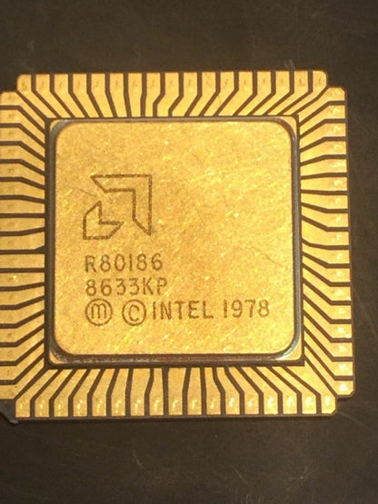 AMD R80186 FLAT PACK GOLD CERAMIC CHIP COLLECTIBLE VINTAGE PROCESSOR fba10a55