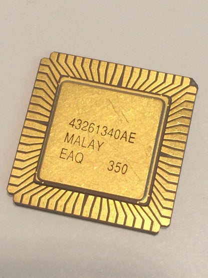 INTEL R80186 FLAT PACK GOLD CERAMIC CHIP COLLECTIBLE VINTAGE PROCESSOR fba10a63