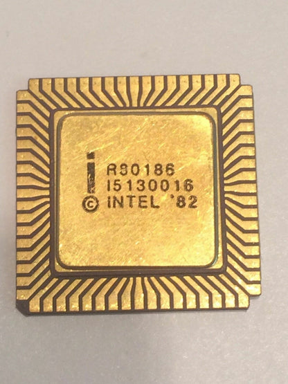 INTEL R80186 FLAT PACK GOLD CERAMIC CHIP COLLECTIBLE VINTAGE PROCESSOR fba10a61