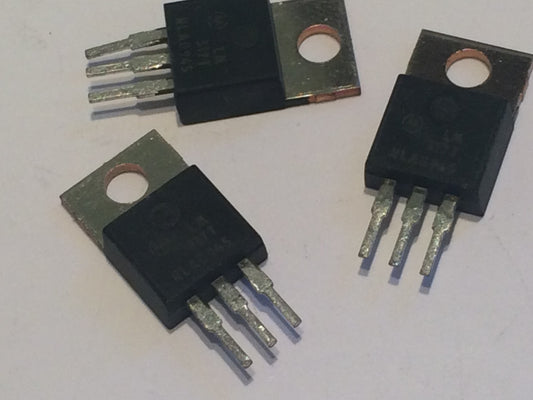 ORIGINAL MOTOROLA LM317T ADJUSTABLE VOLTAGE REGULATOR (PACK OF 2) bda47