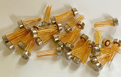 30g VERY HIGH YIELD ELECTRONIC ICs FROM 1970 SCRAP GOLD RECLAIM fd2k24