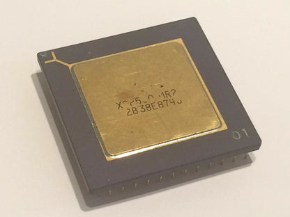 COLLECTORS CHIP VINTAGE MOTOROLA XPS56001R2 GOLD PGA fba10a51