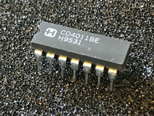 ORIGINAL HARRIS CD4011BE 14 PIN DIL 2 INPUT NAND GATE CHIP UK STOCK x1 fcb27.5