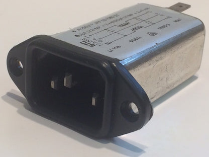 6A 250V IEC CLEAN MAINS INPUT SUPPRESSOR FILTER SOCKET bsb2b