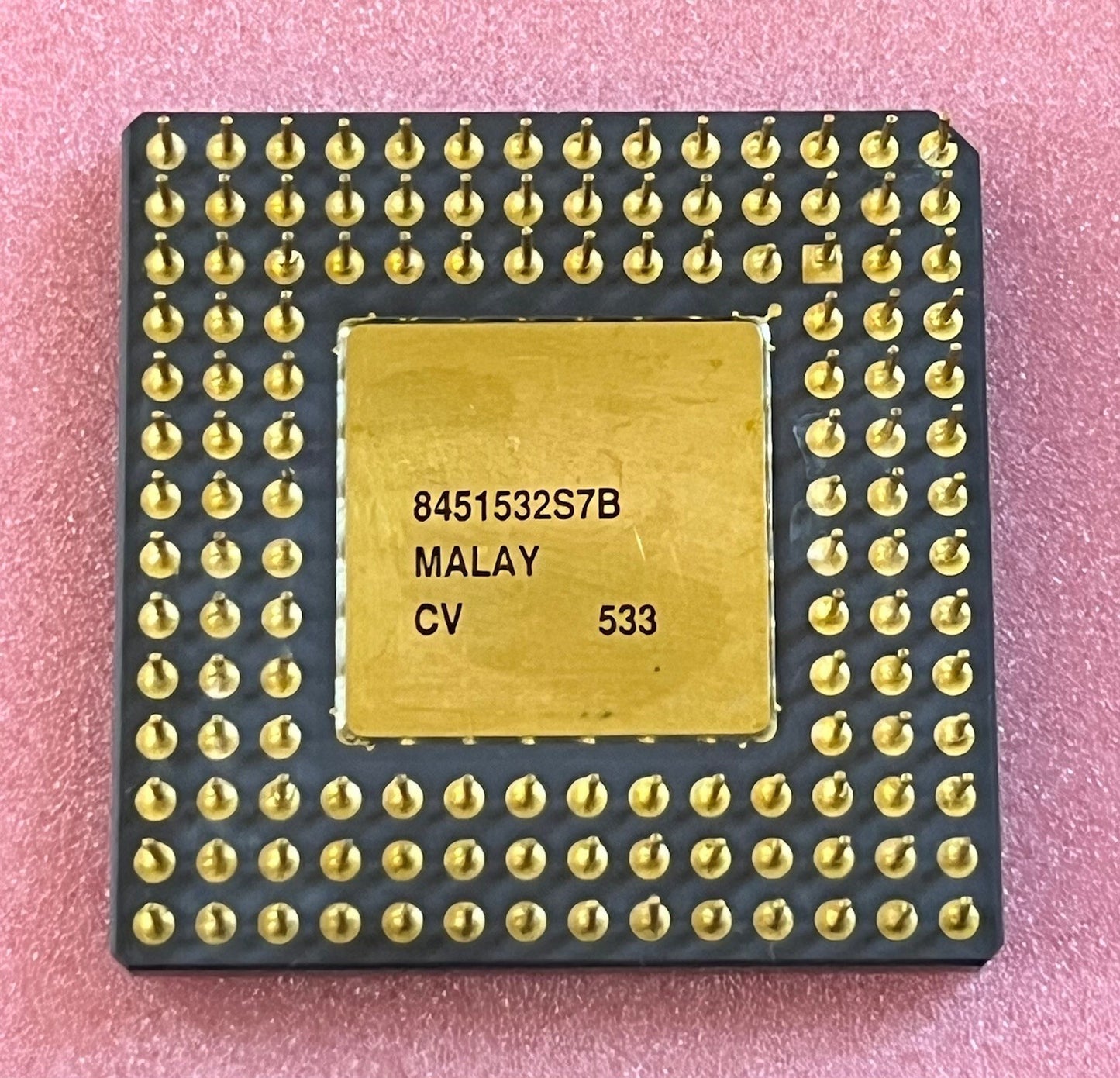 INTEL A82380-16 SX566 COLLECTIBLE PGA INTEL DMA CHIP fbb15A26