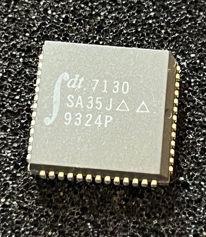 IDT IDT7130-SA35J 42 PIN PLCC STATIC RAM UK STOCK (x1) fcb20.26
