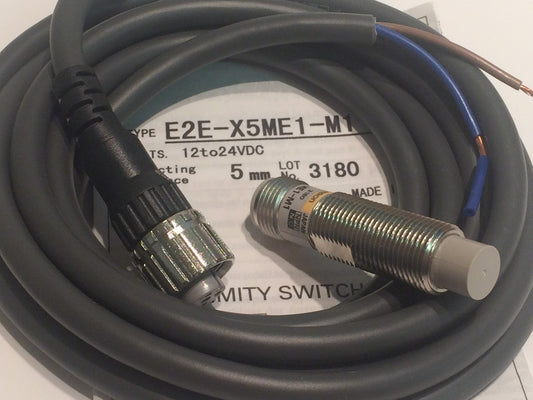 OMRON E2E-X5ME1-M1 PROXIMITY SWITCH & CABLE NEW fd5c46