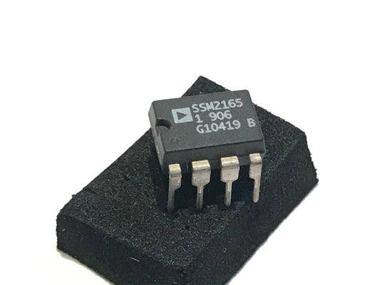 ORIGINAL AD SSM2165-1P 8 PIN DIL MIC PREAMP CHIP UK STOCK x1 fcb15.4
