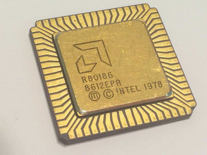 AMD R80186 FLAT PACK GOLD CERAMIC CHIP COLLECTIBLE VINTAGE PROCESSOR fba10a53