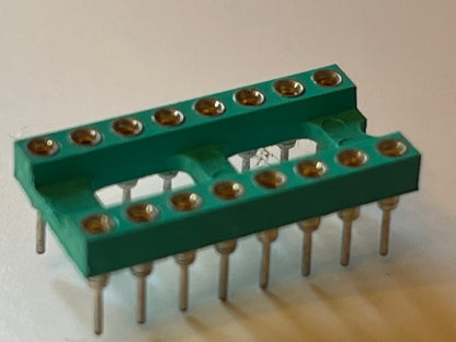 AUGAT 16 WAY PREMIUM GOLD PLATED TURNED PIN DIL IC SOCKET (x1) fba39.17