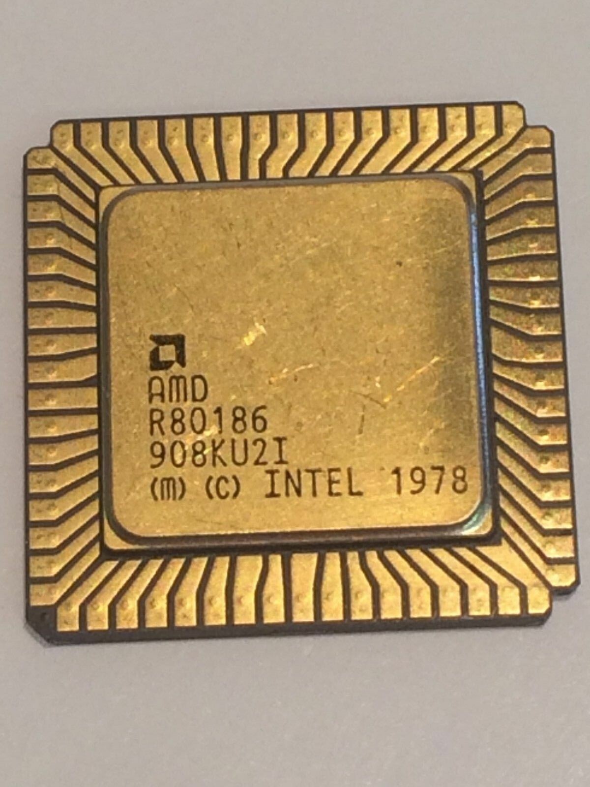 AMD R80186 FLAT PACK GOLD CERAMIC CHIP COLLECTIBLE VINTAGE PROCESSOR fba10a57