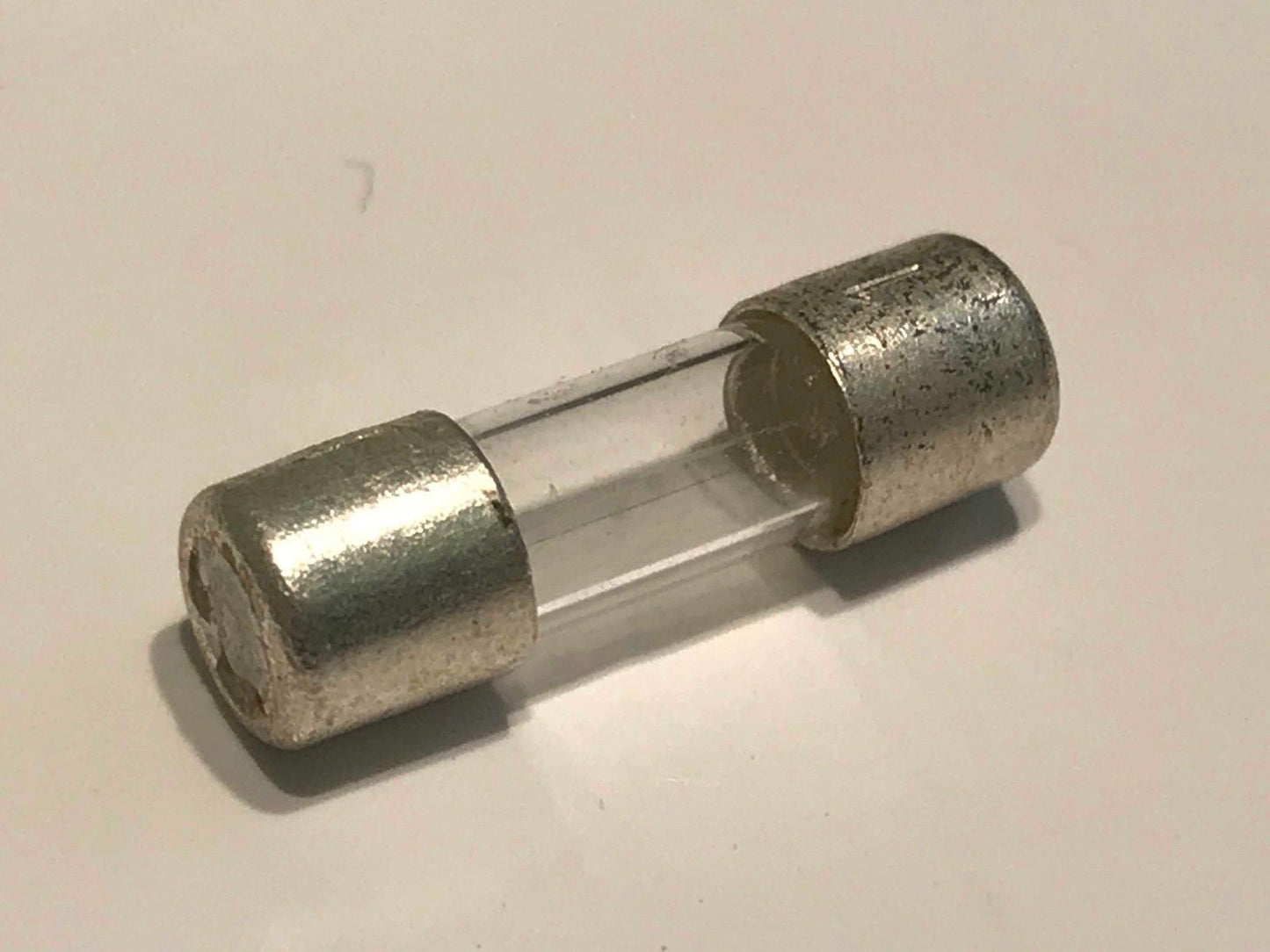 15MM GLASS FUSE VINTAGE BELLING-LEE L562 ALL VALUES FROM DROP DOWN LIST