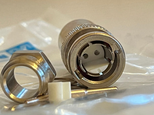 RADIALL R605006040 BR2 PLUG 78 OHM MALE 2 POLE BNC (x1) AD2N24