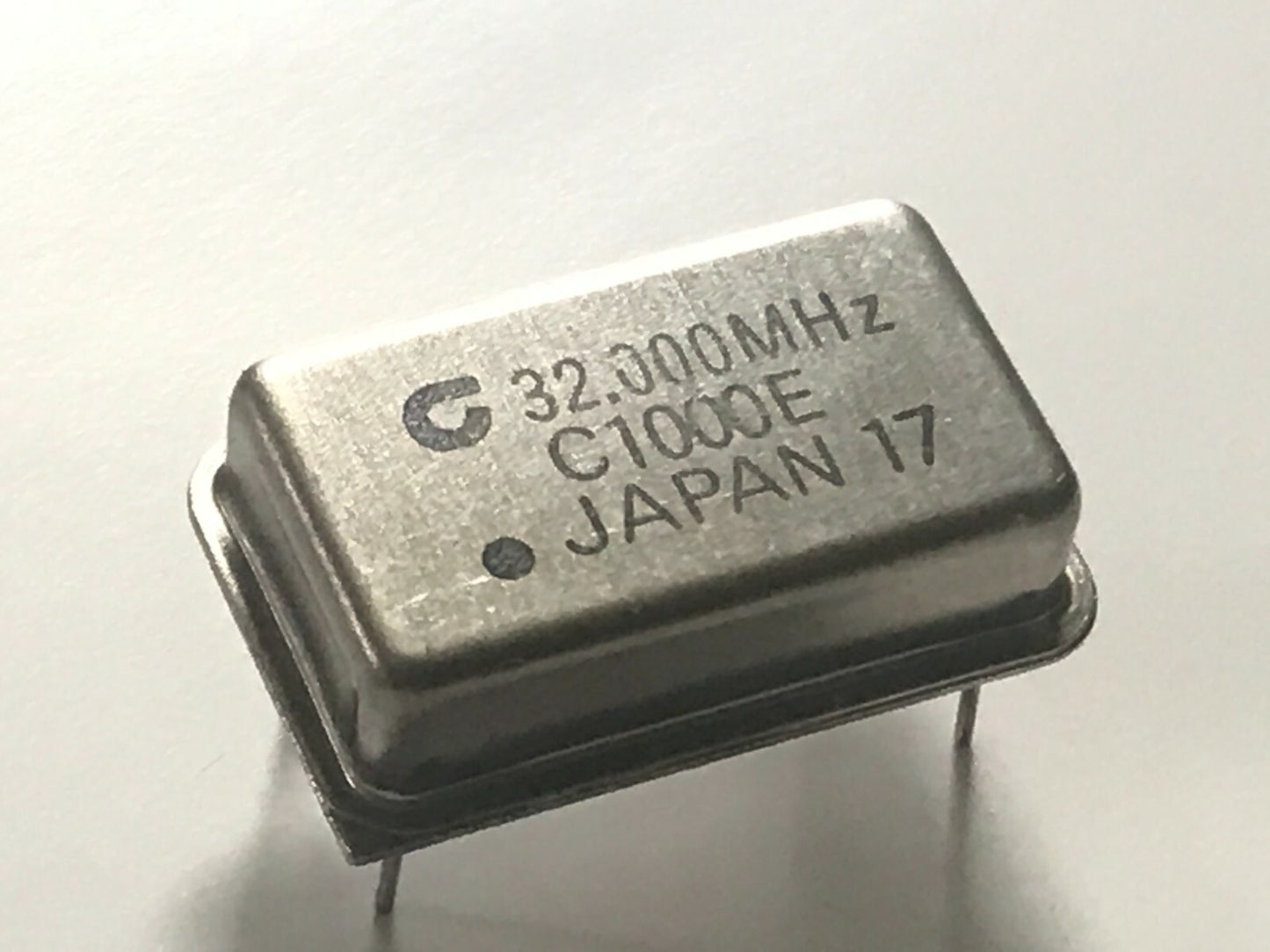 XTAL CRYSTAL OSCILLATOR 4 PIN 14 PIN DIL SIZE OLD STYLE ALL FREQUENCIES faa13