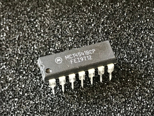 ORIGINAL MOTOROLA MC14541BCP 14 PIN DIL TIMER CHIP UK STOCK x1 fcb27.15