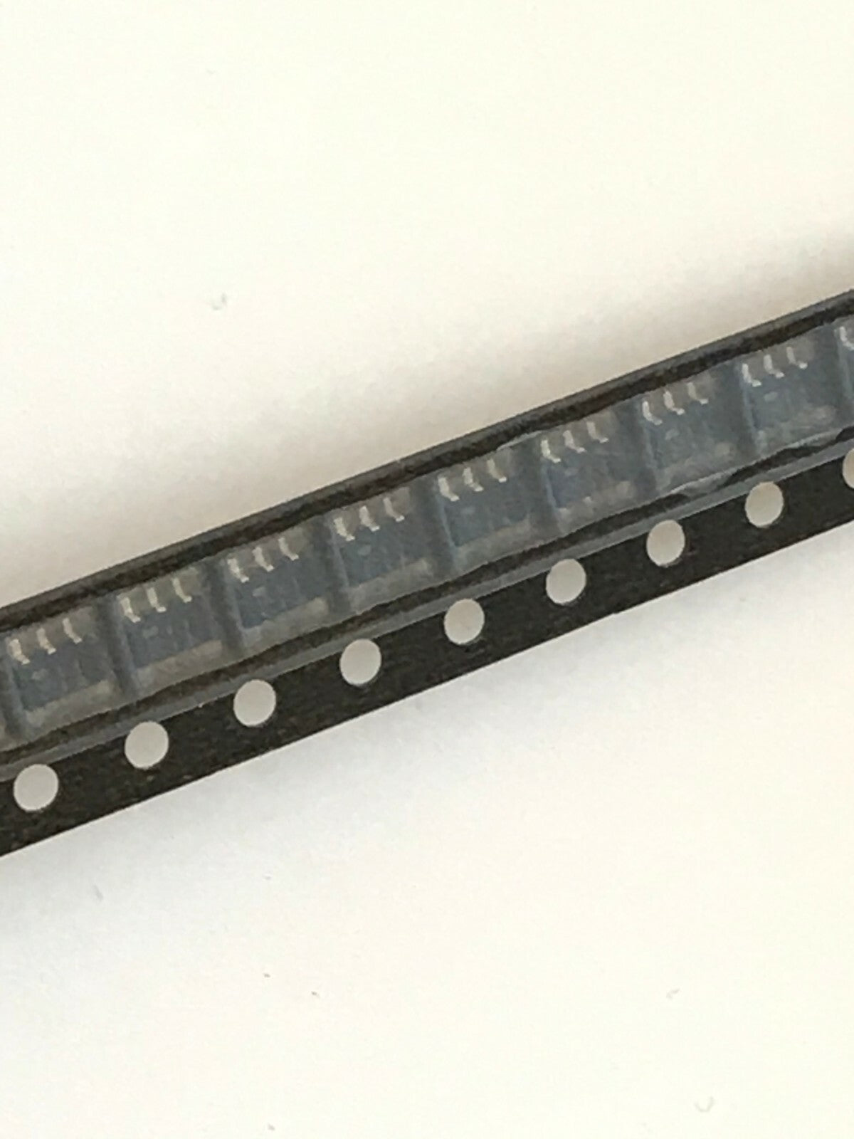 IMT1A-T108 ORIGINAL ROHM SURFACE MOUNT PNP 140MHz TRANSISTOR UK STOCK faa~2i