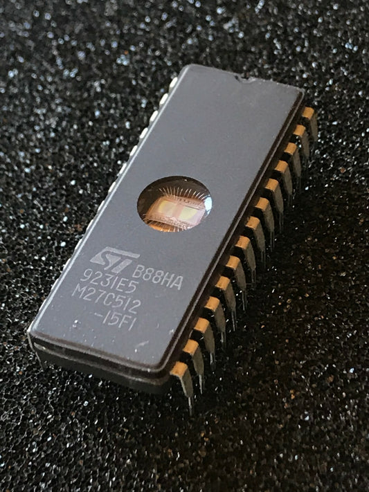 ST M27C512-15F1 512KB 28 PIN EPROM UK STOCK x1 fcb27.2