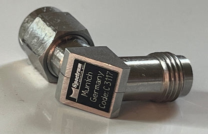 SPECTRUM 1.85MM MALE - 1.85MM FEMALE RF 67GHZ RIGHT ANGLE ADAPTER AE1W83