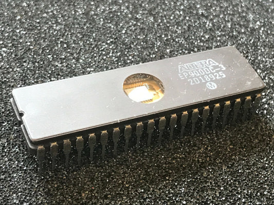 ORIGINAL ALTERA EP900DC-3 UV ERASABLE EPLD UK STOCK x1 fd5f16