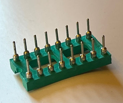 AUGAT 16 WAY PREMIUM GOLD PLATED TURNED PIN DIL IC SOCKET (x1) fba39.17
