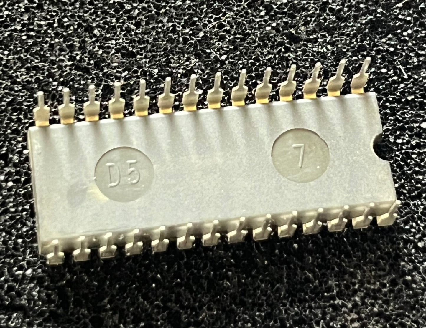 D8259AC-2 ORIGINAL NEC PROGRAMMABLE INTERRUPT CHIP UK STOCK x1 fcb20.35