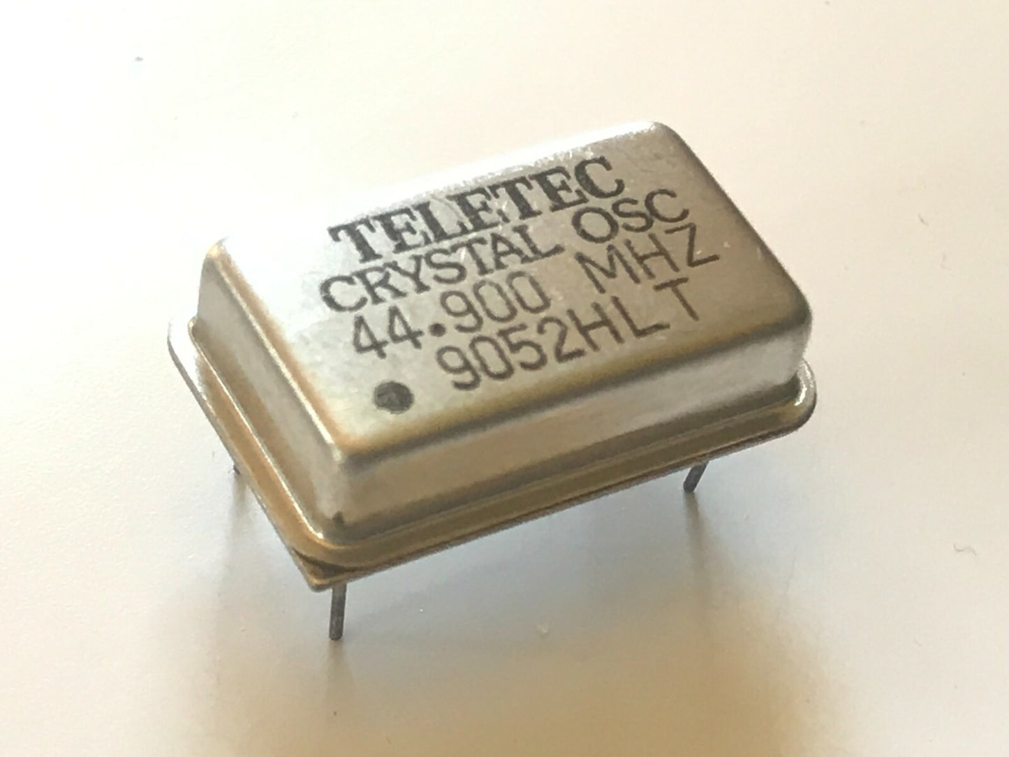 XTAL CRYSTAL OSCILLATOR 4 PIN 14 PIN DIL SIZE OLD STYLE ALL FREQUENCIES faa13