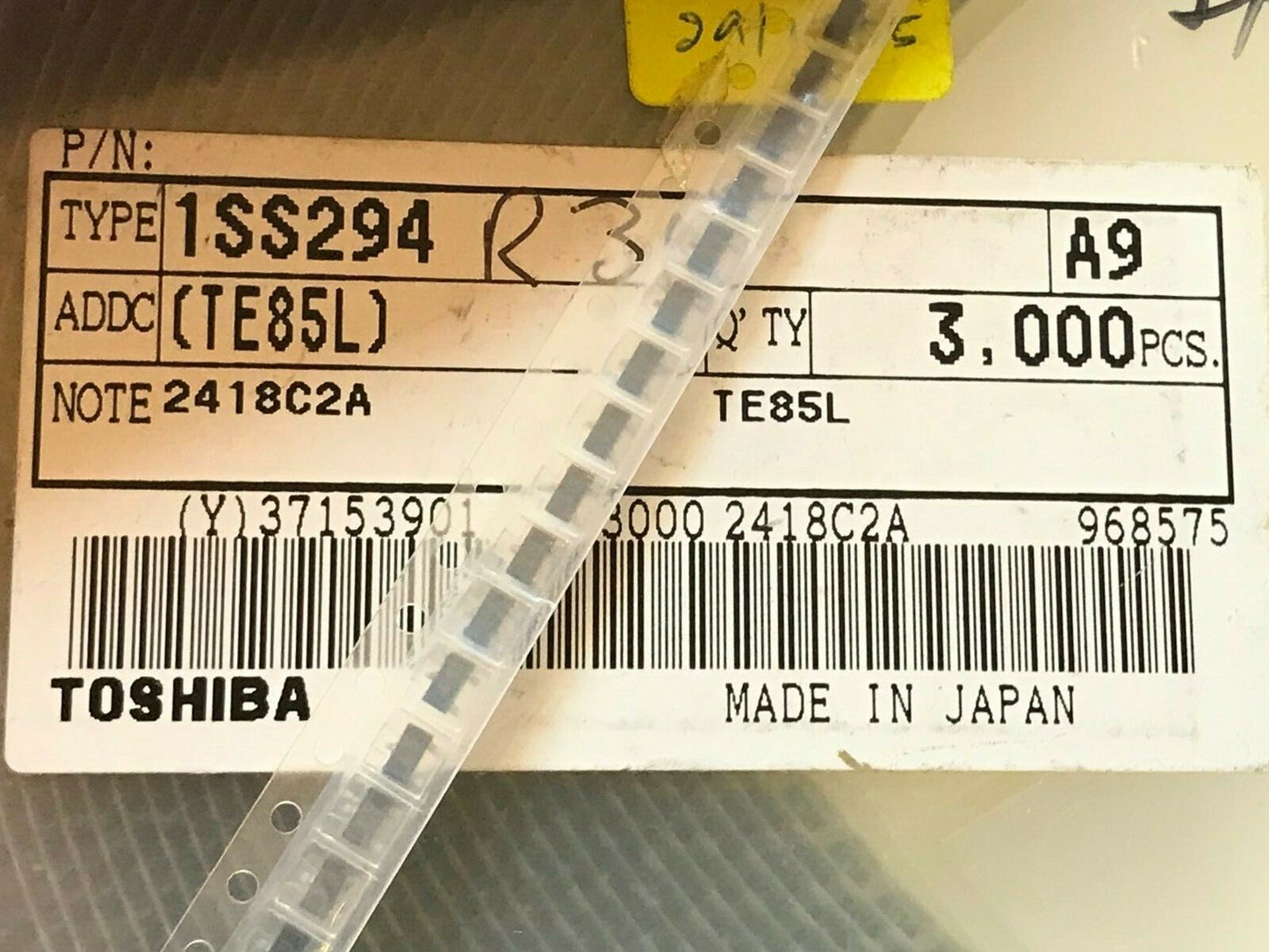 1SS294 ORIGINAL TOSHIBA SURFACE MOUNT SCHOTTKY DIODE MARKED A9 UK STOCK faa~2M