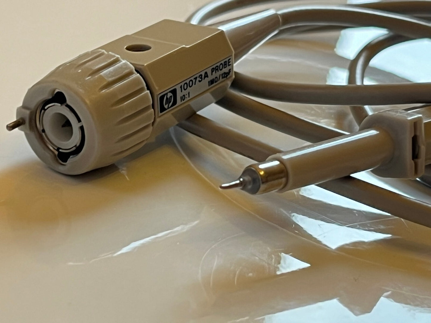 HP 10073A PASSIVE SCOPE PROBE 500MHz X10 WITH 1M CABLE AE1W100