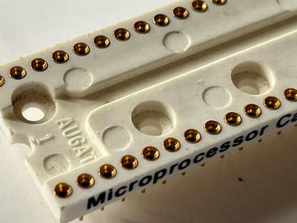 AUGAT 40 TURNED PIN PREMIUM QUALITY GOLD PLATED DIL IC SOCKET (x1) fba39.15
