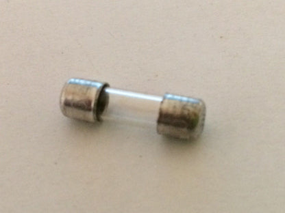 15MM GLASS FUSE VINTAGE BELLING-LEE L562 ALL VALUES FROM DROP DOWN LIST