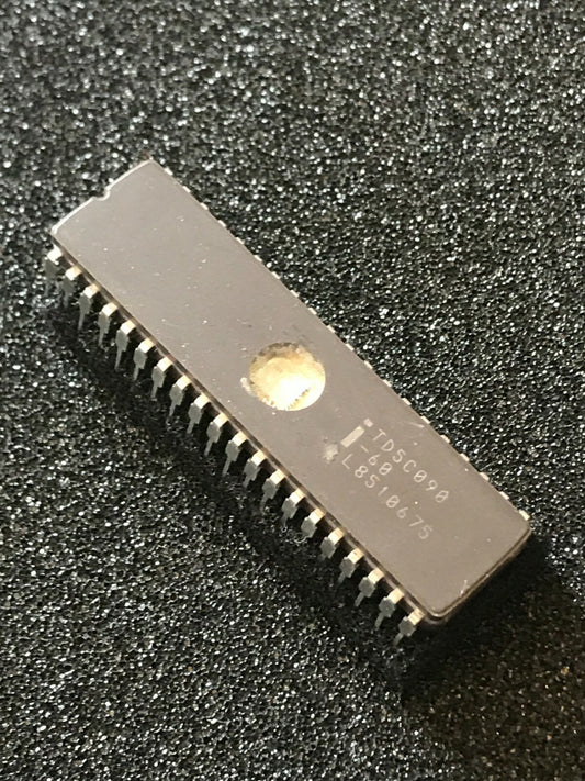 ORIGINAL INTEL TD5C090-60 40 PIN DIL PLD CHIP UK STOCK x1 fd5f4