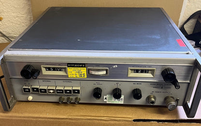 HP 8616A RF SIGNAL GENERATOR 1.8 - 4.5GHz fce1c