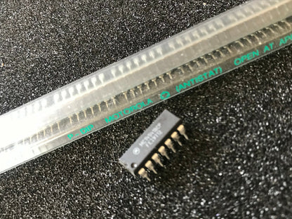 ORIGINAL MOTOROLA MC14541BCP 14 PIN DIL TIMER CHIP UK STOCK x1 fcb27.15