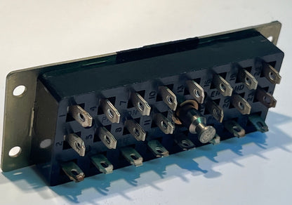 24 WAY PLESSEY PANEL FEMALE JONES SOCKET CONNECTOR fd2f2