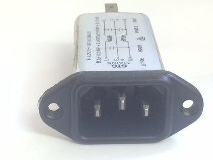 6A 250V IEC CLEAN MAINS INPUT SUPPRESSOR FILTER SOCKET bsb2b