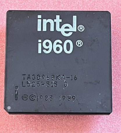 INTEL TA80960KA-16 COLLECTIBLE PGA INTEL RISC PROCESSOR CHIP fbb15A27