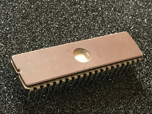 ORIGINAL INTEL D5C090-50 40 PIN DIL PLD CHIP UK STOCK x1 fd5f7