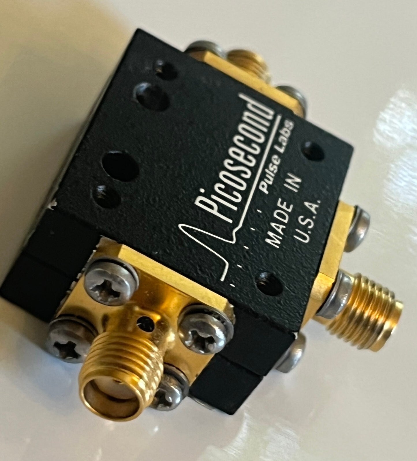PICOSECOND 5531-104 HIGH VOLTAGE 1.5kV 10GHz SMA RF POWER DIVIDER ae1w40