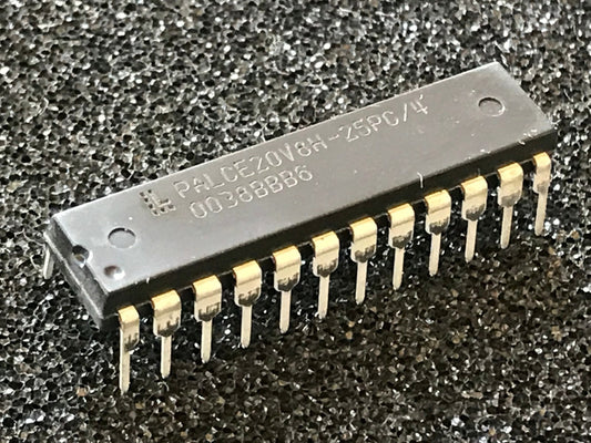 ORIGINAL LATTICE PALCE20V8H-25PC/4 24 PIN DIL CHIP UK STOCK x1 fd6d81