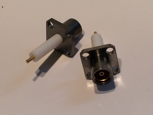 RADIALL R128414221 BMA FEMALE PANEL MOUNT SOCKET (x1) bsc4b