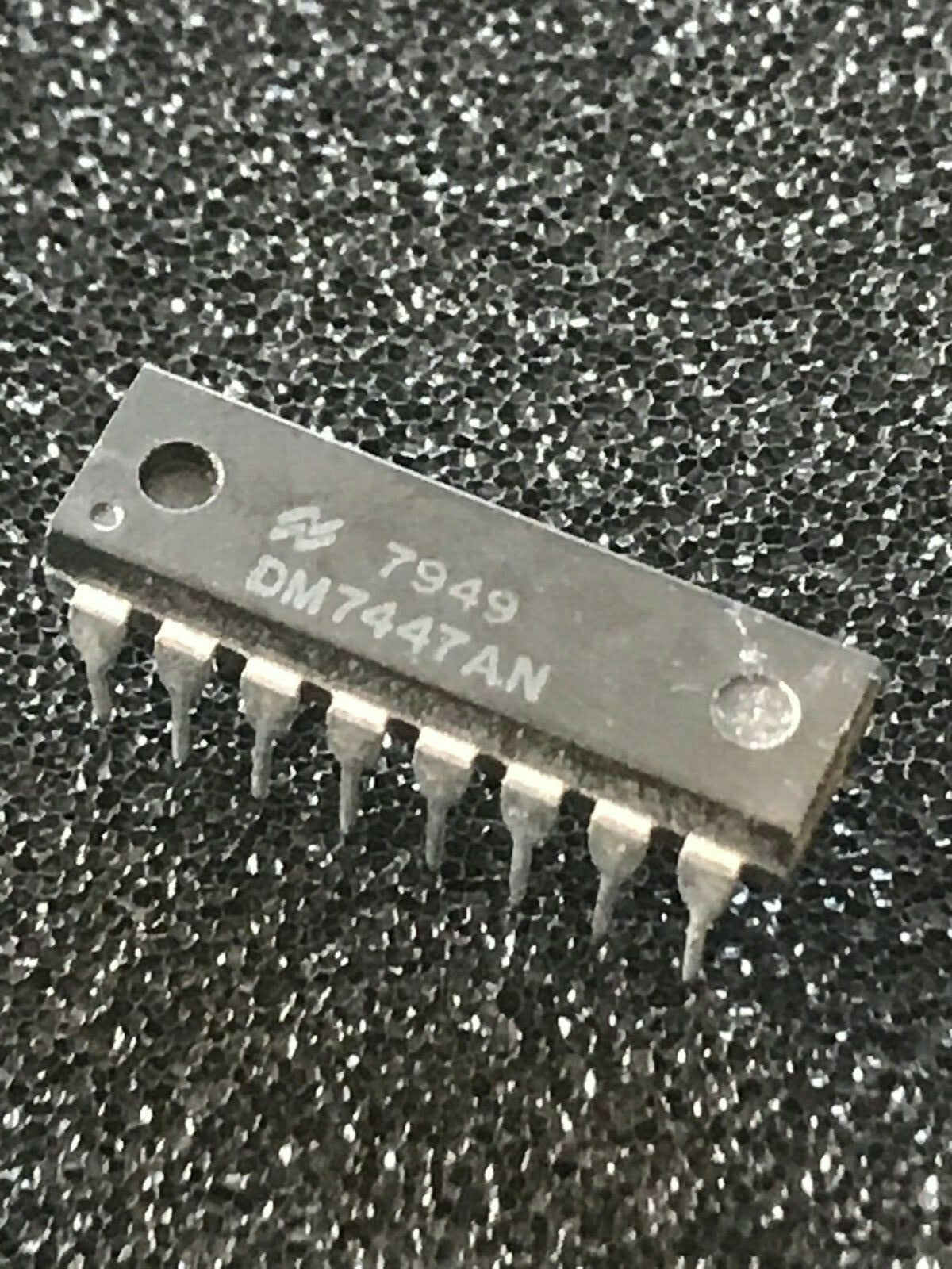 DM7447AN ORIGINAL NSC DECODER DRIVER CHIP UK STOCK x1 fcb16.55