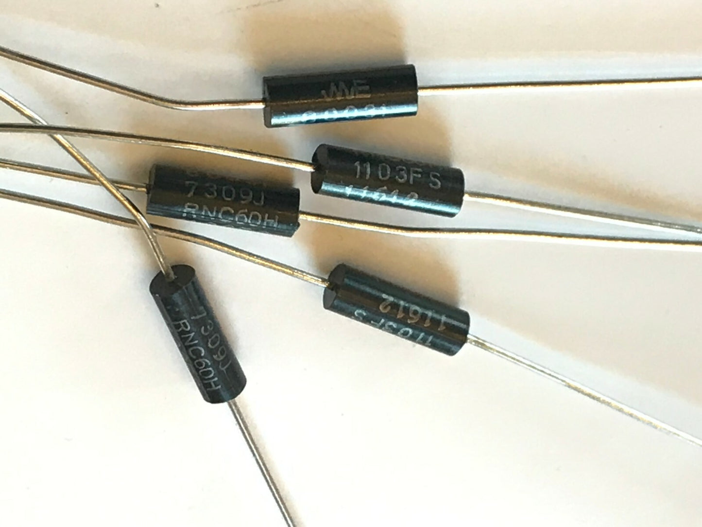 DALE RNC60H1103FS 110K 1% 0.25W MILITARY GRADE LOW NOISE RESISTOR x5 fd7d22