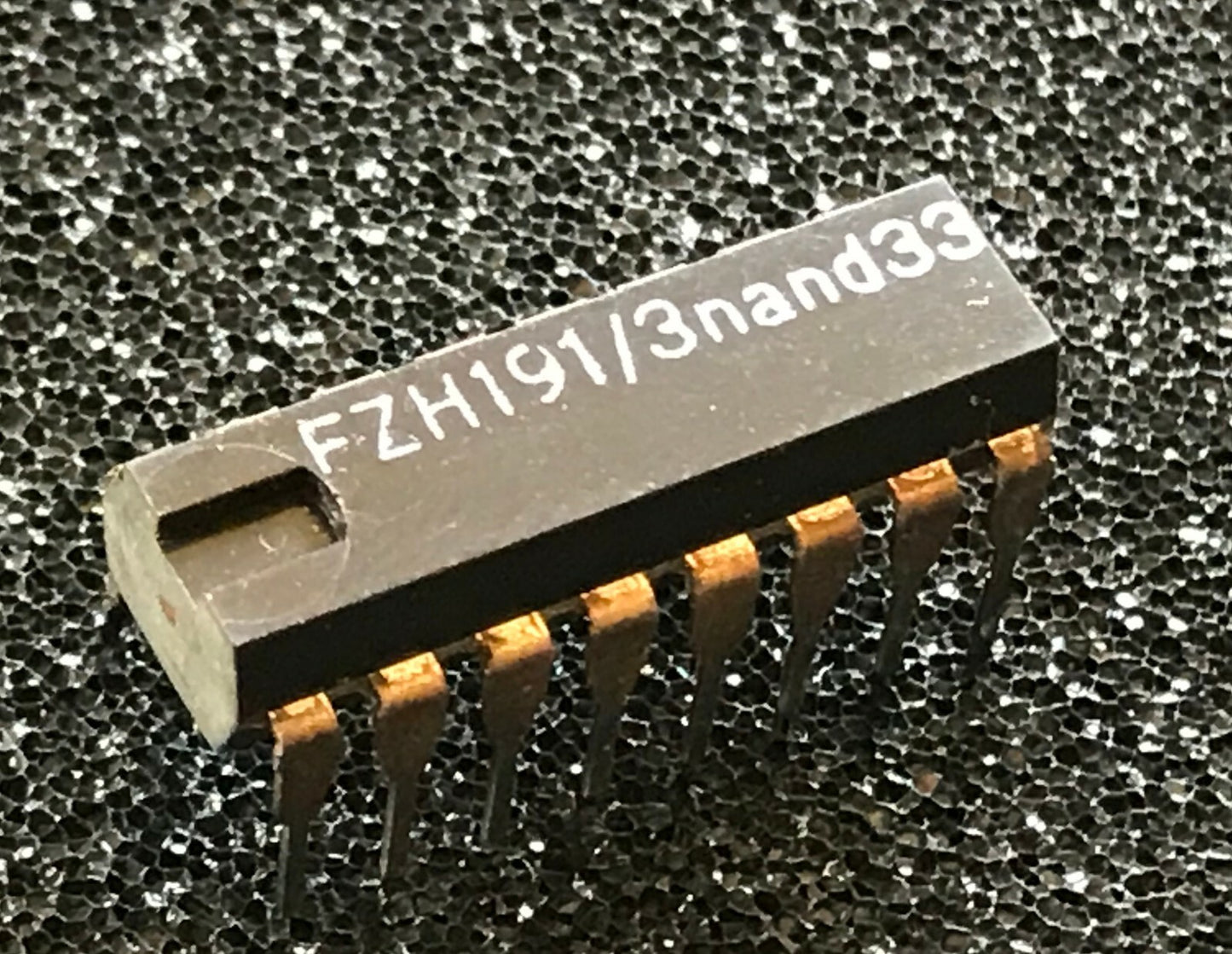 FZH191 /3NAND COLLECTORS IC CHIP 16 PIN EARLY HOUSE MARKED UK STOCK (x1) fd7d107