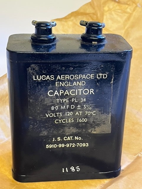 8UF 8mfd 120V 1600Hz PAPER IN OIL LUCAS AEROSPACE CAPACITOR FD6C37