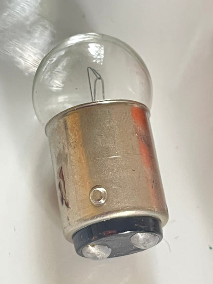 24 VOLT 5 WATT SBC BULB BUS LORRY BOAT VINTAGE LUMAX LAMP x2 pcs FD6A10