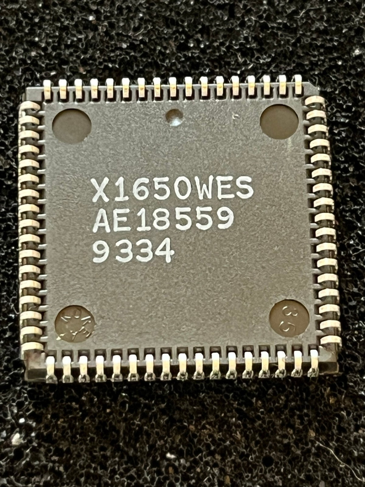 XILINX XC2018-50PC68C FPGA 68 PIN PLCC UK STOCK (x1) fcb20.20