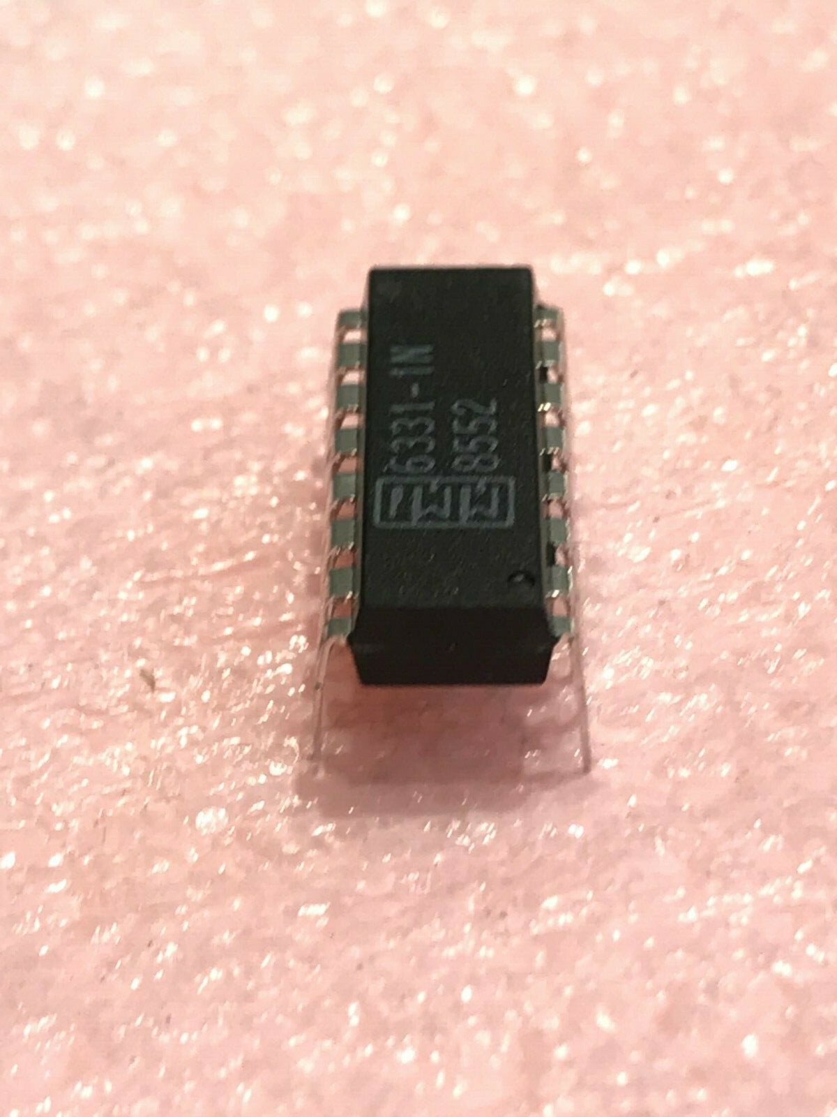 MMI 6331-1N 256 BIT TTL BI-POLAR PROM N82S123N NEW UNUSED UK STOCK (x1) ad1a17