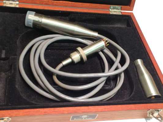 BRUEL & KJAER 2613 CATHODE FOLLOWER WITH ACCESSORIES ae1z19